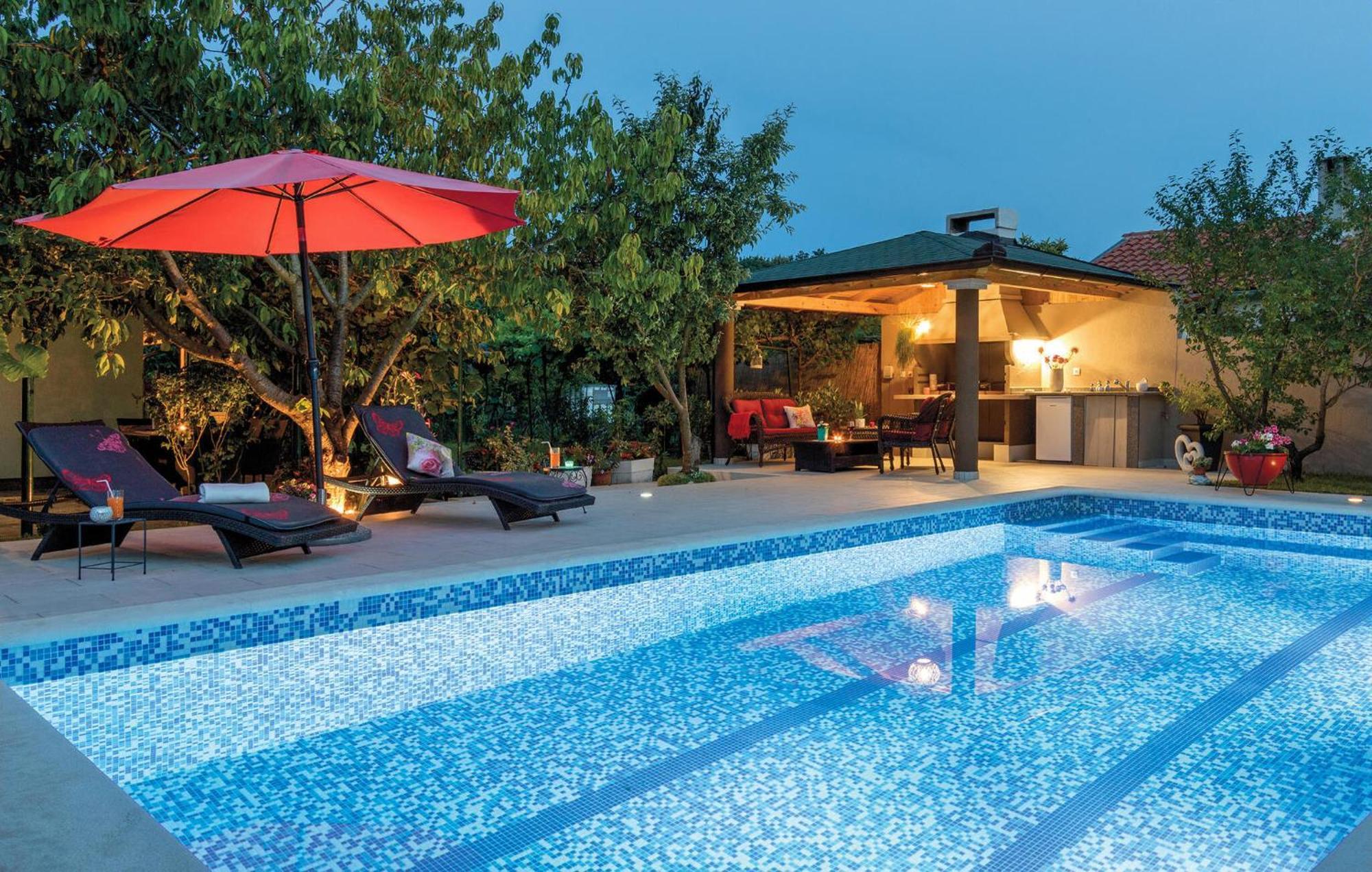 Holiday home Cozy In With Wifi Pula